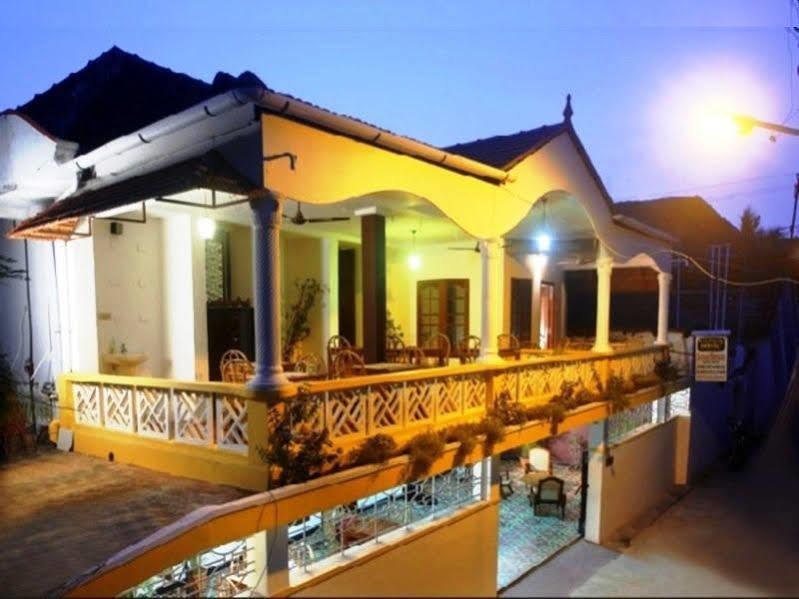 فندق Kochiفي  Napier House المظهر الخارجي الصورة